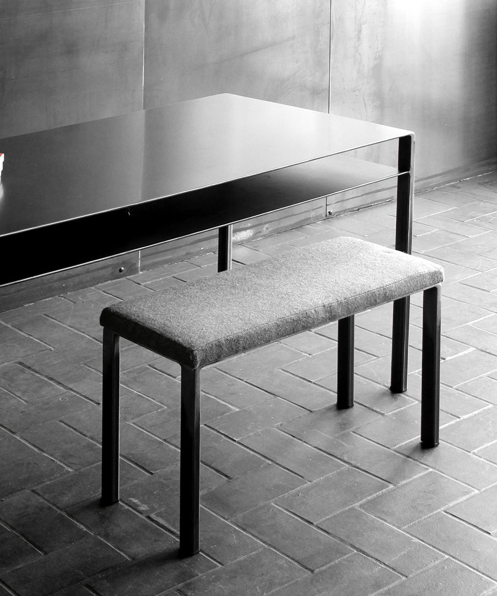 Hoffman Bank hellgrau