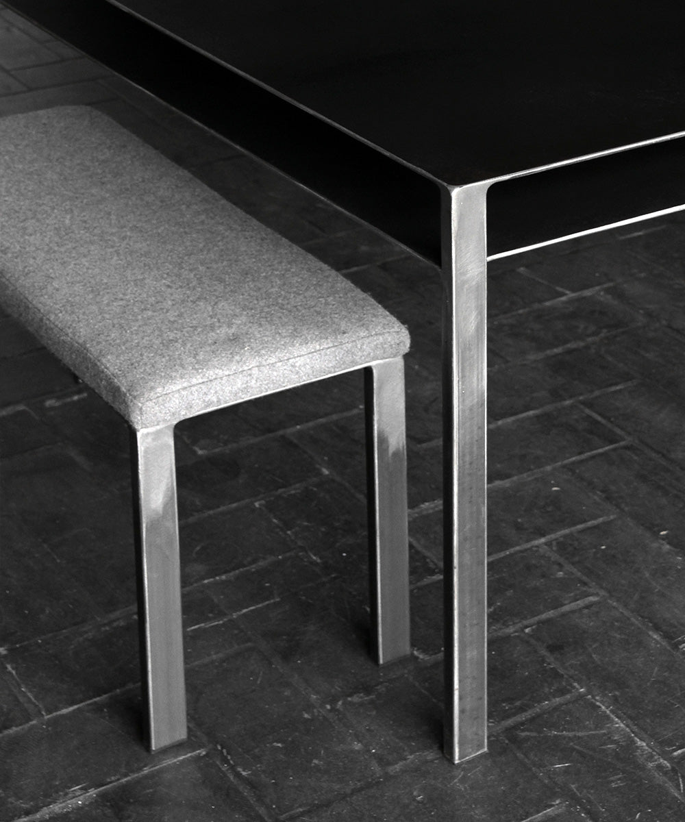 Hoffman Bank hellgrau